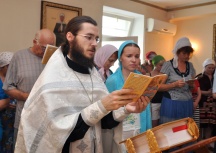 Молебен пред иконой Пресвятой Богородицы «Всецарица», пятилетие храма, расположенного на территории онкологического центра. 31 августа 2011