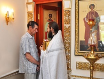 Молебен пред иконой Пресвятой Богородицы «Всецарица», пятилетие храма, расположенного на территории онкологического центра. 31 августа 2011