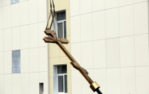 На здание Епархиального управления установлен крест. 11 августа 2025 г. На здание Епархиального управления установлен крест. 11 августа 2025 г.